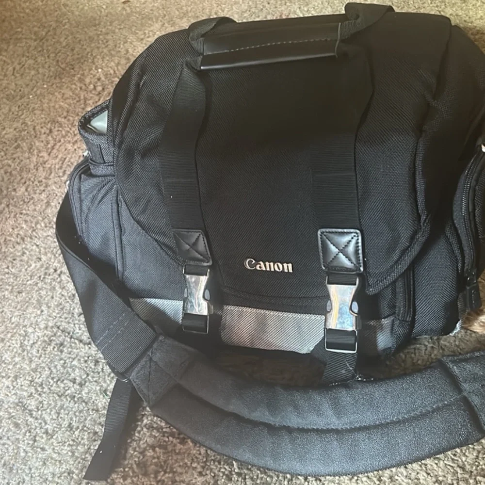 Deadstock rare Canon Bag 100 dg brand new